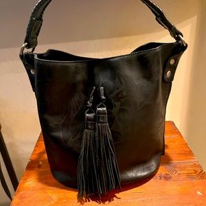 Patricia Nash Octavia bucket purse in black mint condition